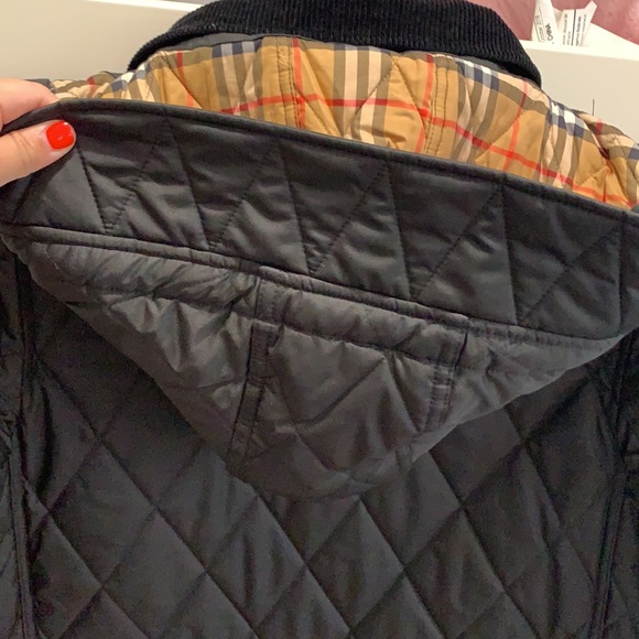 Burberry Dereham Quilted Jacket - Picture 10 of 13